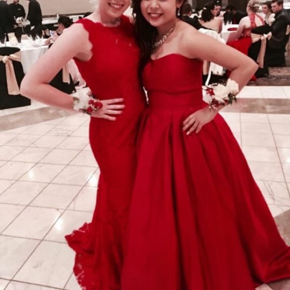 Red Floral Lace Prom Dress - Picture 4 of 6